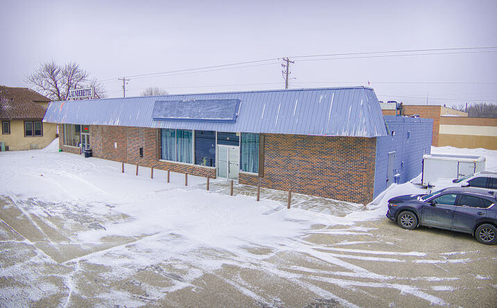 Pictures of Hospitality, Mixed Use, Retail, Special Purpose property located at 916 Litchfield Ave SW, Willmar, MN 56201 for sales - image #1