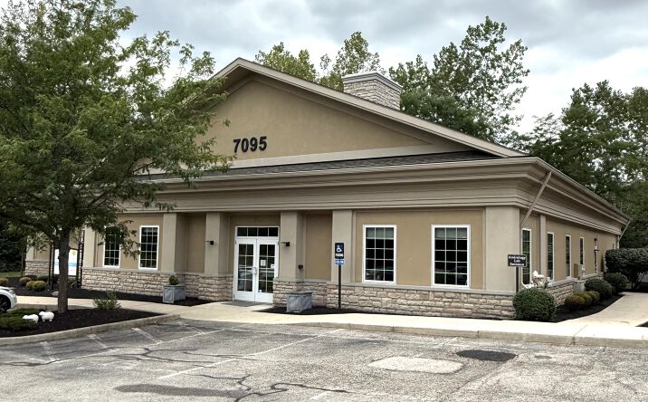 Pictures of Office property located at 950 East Alex Bell Road, Centerville, OH 45459 for sales - image #1