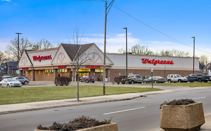 Pictures of Retail property located at 1223 Cleveland Ave NW, Canton, OH 44703 for sales - image #1