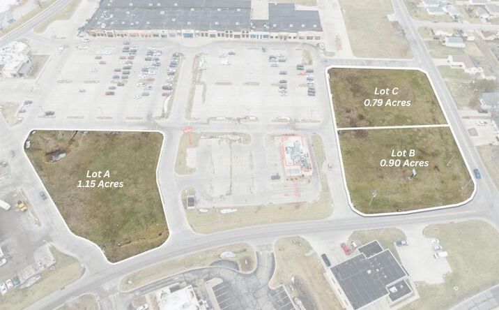 Pictures of Land property located at 2060 Sovia Dr, Waterloo, IA 50702 for sales - image #1
