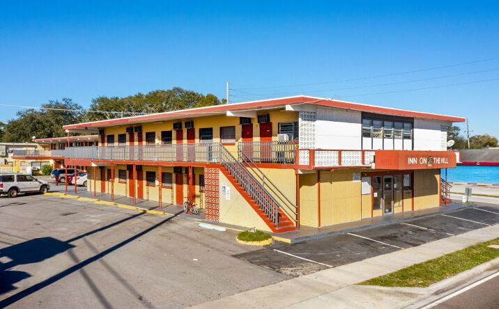 Pictures of Hospitality property located at 275 34th St S, St. Petersburg, FL 33711 for sales - image #1