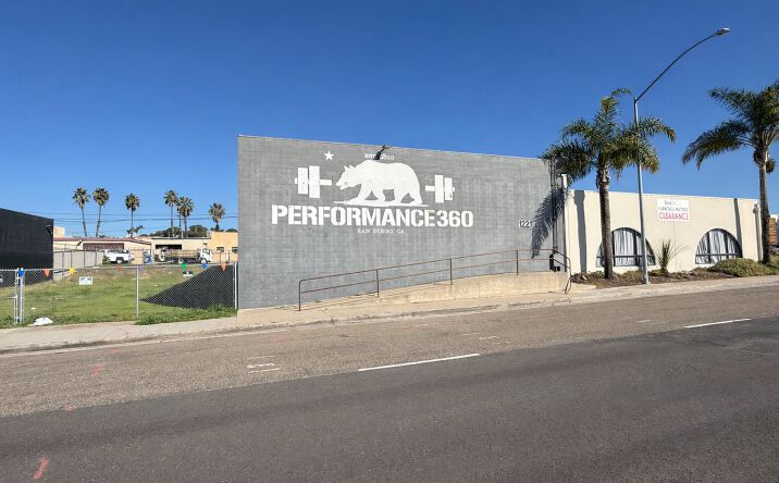 Pictures of Industrial, Office, Retail property located at 1221 W Morena Blvd, San Diego, CA 92110 for sales - image #1