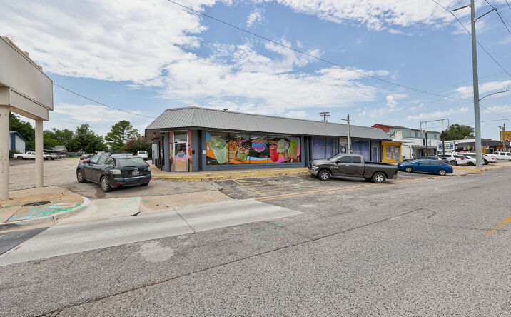 Pictures of Mixed Use property located at 2901 N May Ave, Oklahoma City, OK 73107 for sales - image #1