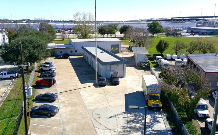 Pictures of Industrial, Self Storage property located at 7230 Senate Ave, Jersey Village, TX 77040 for sales - image #1