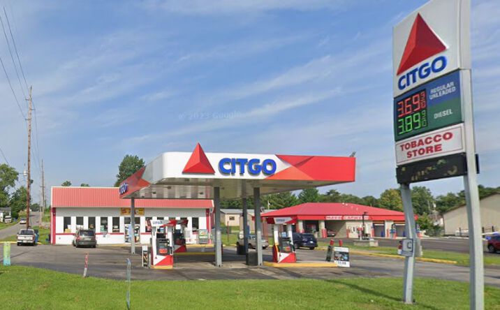 Pictures of Retail property located at 2715 Mitchell Rd, Bedford, IN 47421 for sales - image #1