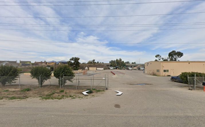 Pictures of Industrial property located at 41993 El Camino Real, Greenfield, CA 93927 for sales - image #1