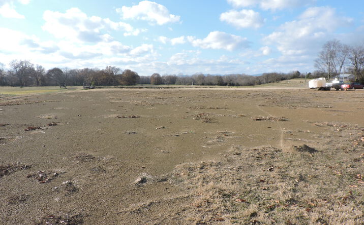 Pictures of Land property located at 772 N Main St, Waldron, AR 72958 for sales - image #1