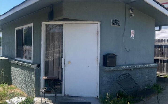 Pictures of Retail property located at 4201 West St, Oakland, CA 94608 for sales - image #1