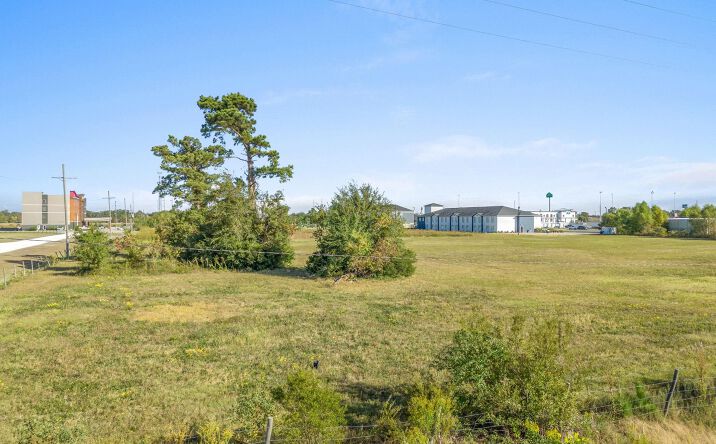 Pictures of Land property located at W Cal Blvd, Sulphur, LA 70665 for sales - image #1