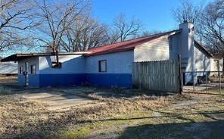 Pictures of Land property located at 2101 SE Adams, Bartlesville, OK 74006 for sales - image #1