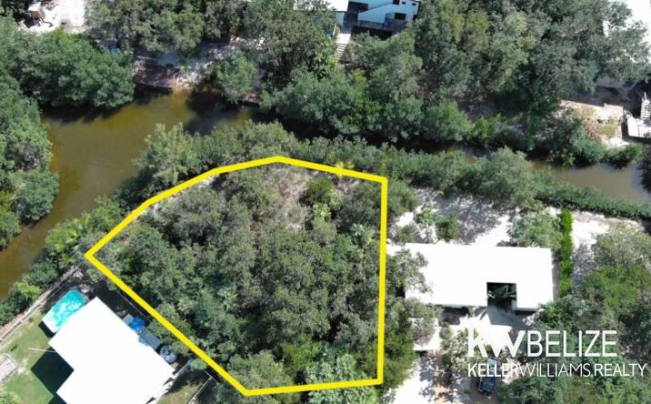Pictures of Land property located at Canal Front Lot Placencia, Belize, Belize 00000 for sales - image #1