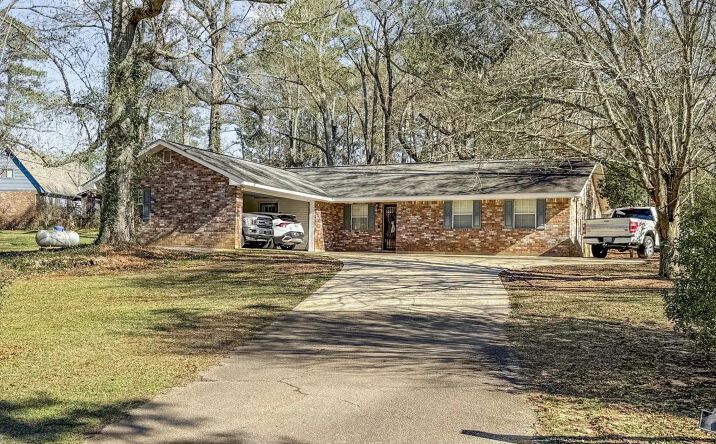 Pictures of Land property located at 1019 Busy Lane, 70964, MS 39666 for sales - image #1
