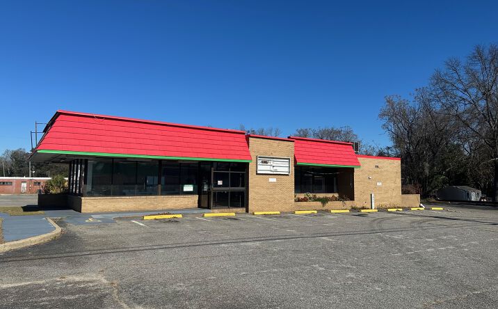 Pictures of Retail property located at 401 N. Jefferson St., Dublin, GA 31021 for sales - image #1