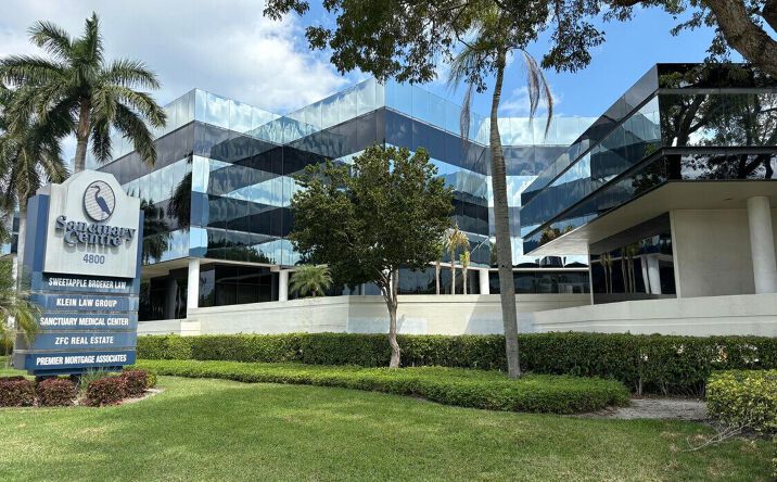 Pictures of Office property located at 4800 N Federal Hwy B200, boca raton, FL 33431 for sales - image #1
