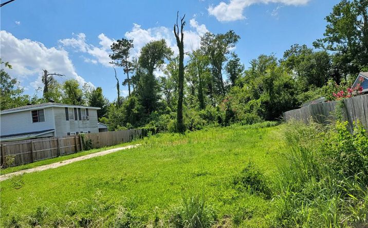 Pictures of Land property located at 2425 Duraso Dr, Westlake, LA 70669 for sales - image #1
