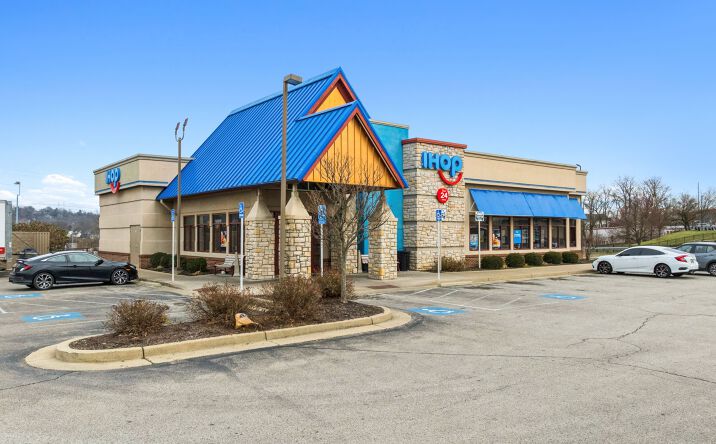 Pictures of Retail property located at 3222 Geier Dr, Cincinnati, OH 45209 for sales - image #1
