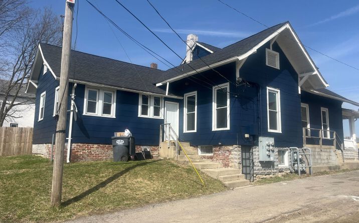 Pictures of Multifamily property located at 2105 Drexel Dr, Anderson, IN 46011 for sales - image #1
