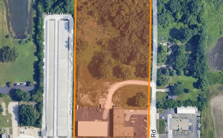Pictures of Retail property located at 4200 E Main St, St. Charles, IL 60174 for sales - image #1