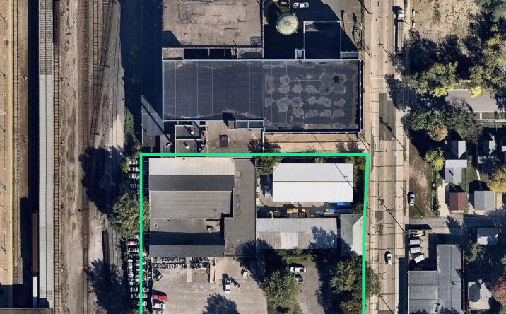 Pictures of Office, Retail property located at 731 Prior Ave N, Saint Paul, MN 55104 for sales - image #1