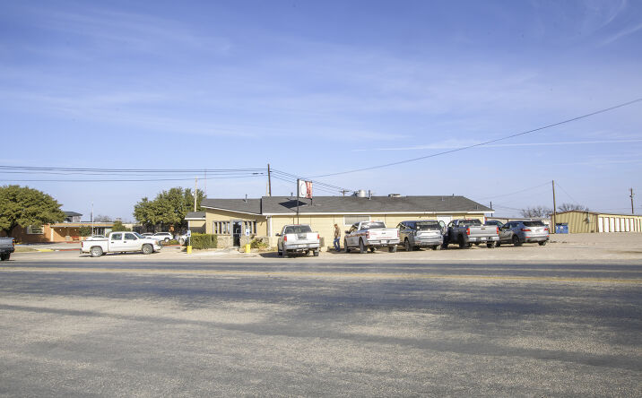Pictures of Retail property located at 1608 N Broadway St, Ballinger, TX 76821 for sales - image #1