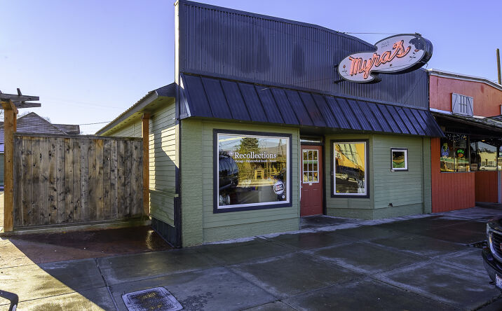 Pictures of Retail property located at 315 Main Ave E, Soap Lake, WA 98851 for sales - image #1