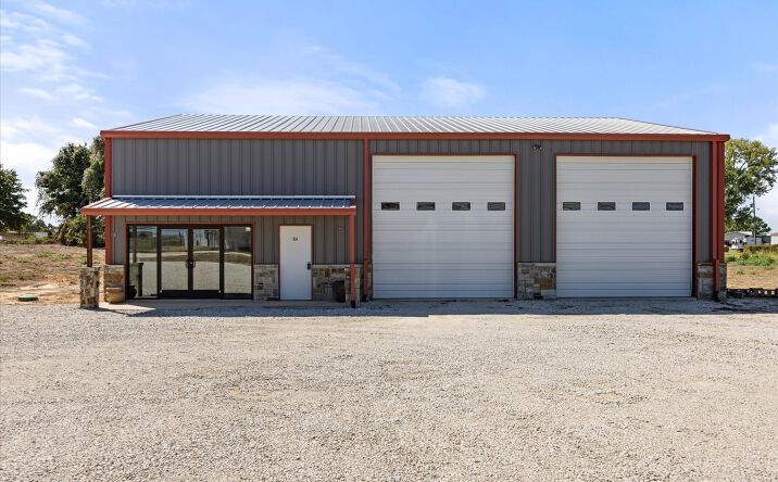 Pictures of Mixed Use, Self Storage, Special Purpose property located at 834 Riley Ln, Tolar, TX 76476 for sales - image #1