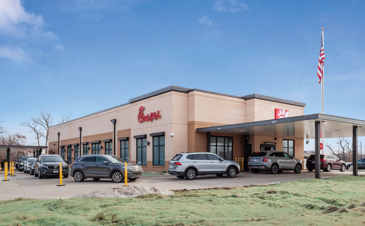 Pictures of Retail property located at 790 S Northpoint Blvd, Waukegan, IL 60085 for sales - image #1