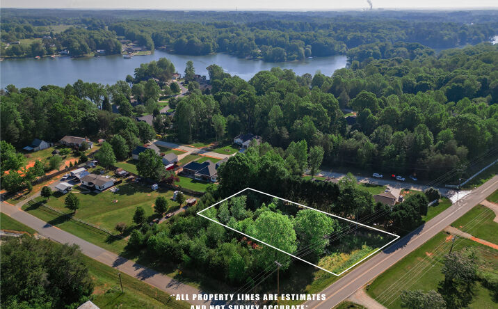 Pictures of Land property located at 6914 Little Mountain Rd, Lake Norman of Catawba, NC 28673 for sales - image #1