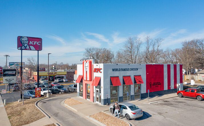 Pictures of Retail property located at 215 E Sunshine St, Springfield, MO 65807 for sales - image #1