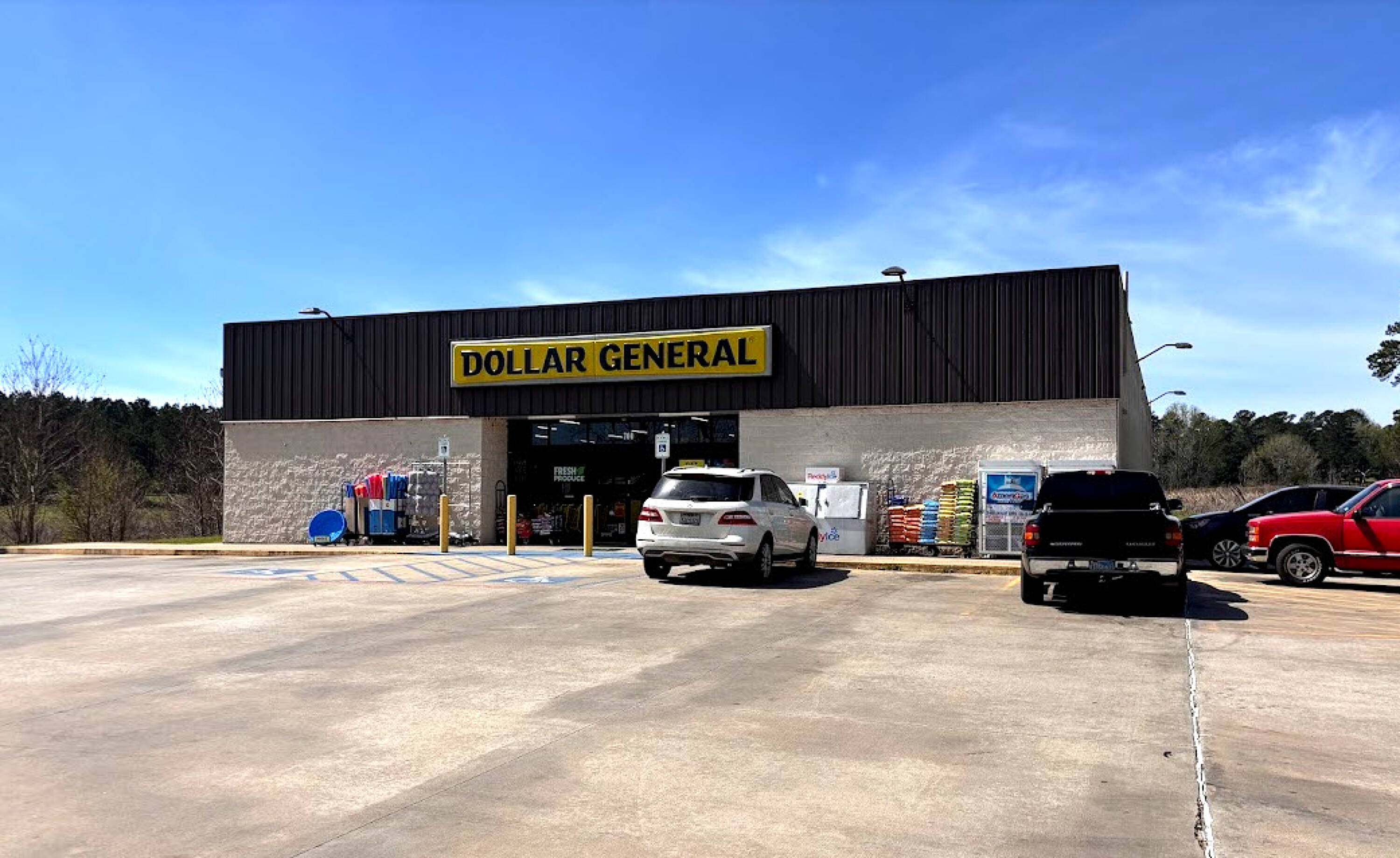 700 S Arkansas Ave, Bloomburg, TX 75556