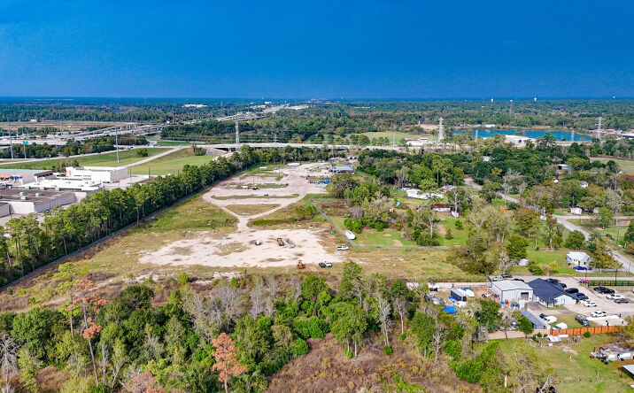 Pictures of Industrial property located at 2023 N Houston Ave, Humble, TX 77338 for sales - image #1