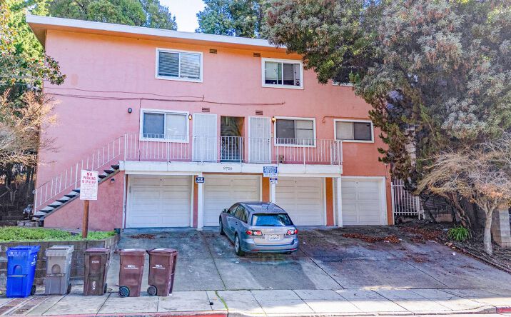 Pictures of Multifamily property located at 9716 Mountain Blvd, Oakland, CA 94605 for sales - image #1