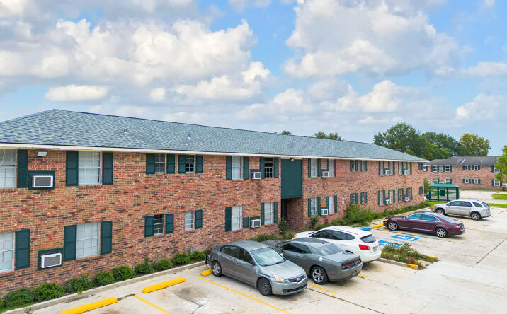 Pictures of Multifamily property located at 770-888 Monet Dr, Baton Rouge, LA 70806 for sales - image #1