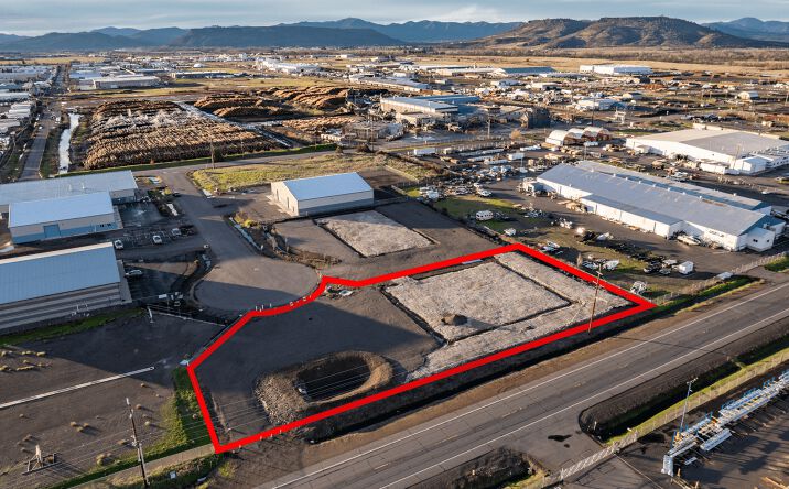Pictures of Land property located at 1921 Bobcat Way, Medford, OR 97503 for sales - image #1