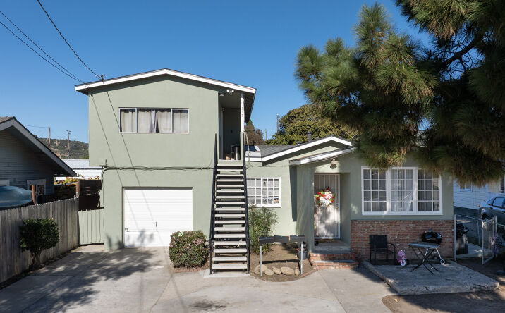 Pictures of Multifamily property located at 335 W Simpson Street, Ventura, CA 93001 for sales - image #1