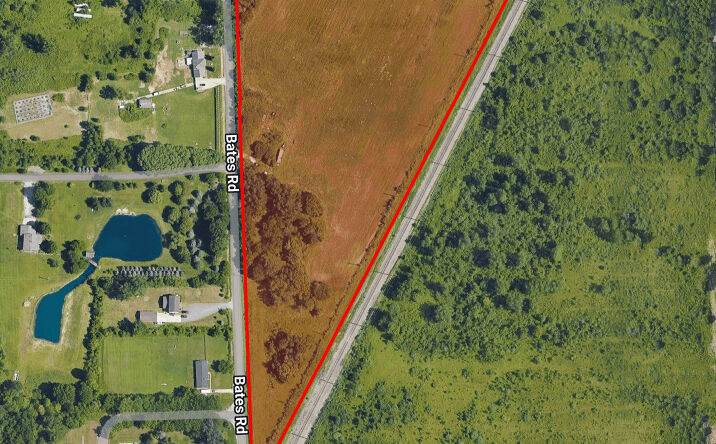 Pictures of Land property located at 54444 Bates Rd, Chesterfield, MI 48051 for sales - image #1