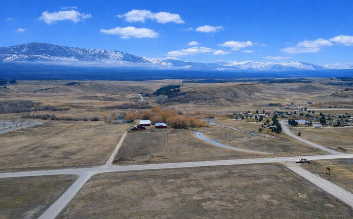 Pictures of Land property located at Lot 2 Cooperative Way, Eureka, MT 59917 for sales - image #1