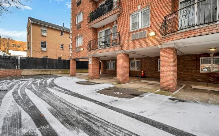 Pictures of Special Purpose property located at 69-07 43rd Avenue P20, New York, NY 11377 for sales - image #1