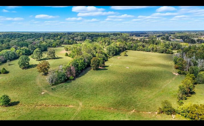 Pictures of Land property located at 1 Smithville Hwy, Sparta, TN 38583 for sales - image #1