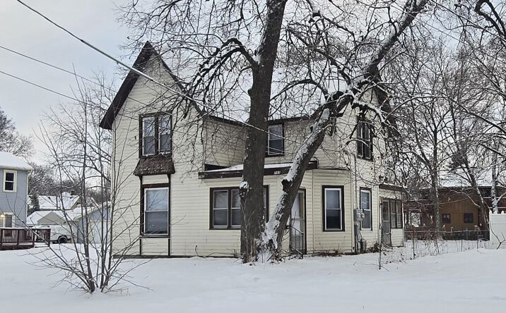 Pictures of Multifamily property located at 743 8th Street, Beloit, WI 53511 for sales - image #1