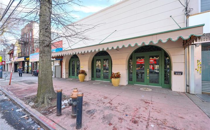 Pictures of Retail property located at 222 Avenue U, Brooklyn, NY 11223 for sales - image #1