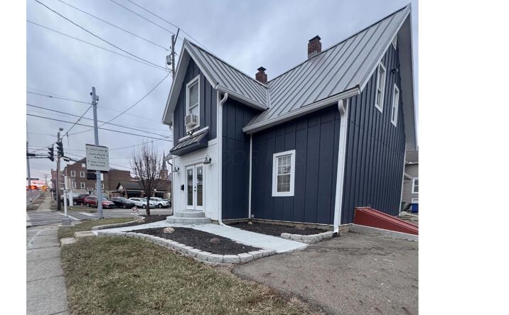 Pictures of Office property located at 43 E Central Avenue, Delaware, OH 43015 for sales - image #1