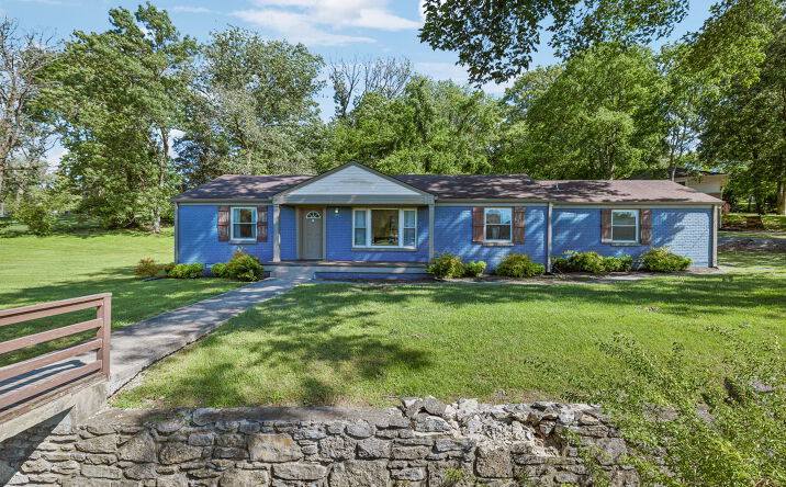 Pictures of Mixed Use, Office property located at 1201 S Graycroft Ave, Nashville, TN 37115 for sales - image #1