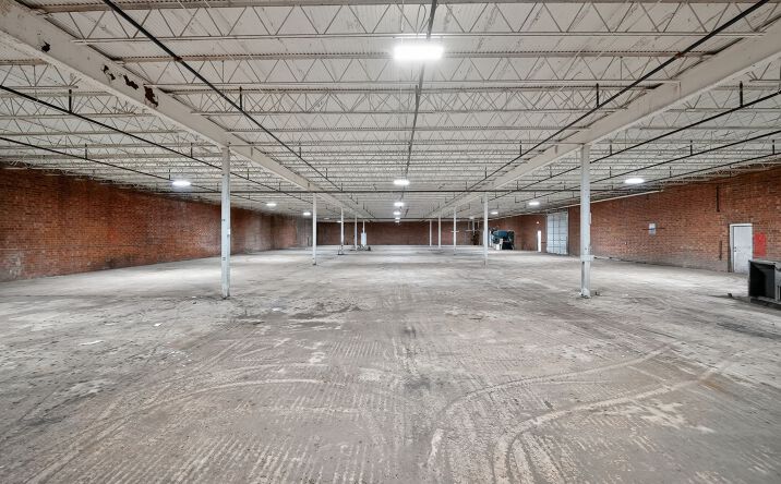 Pictures of Industrial property located at 2429 Ashford Cir, High Point, NC 27262 for sales - image #1