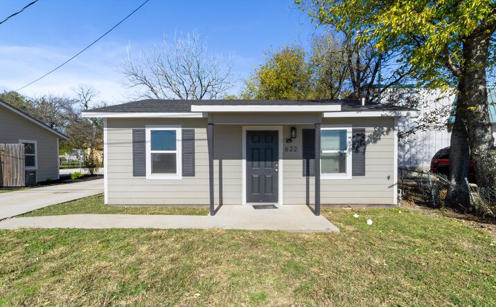 Pictures of Industrial, Office, Retail, Special Purpose property located at 622 E 6th Ave, Belton, TX 76513 for sales - image #1