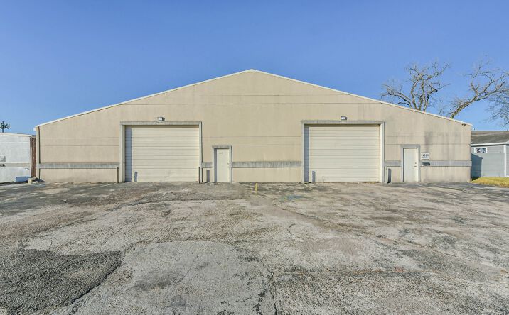 Pictures of Industrial property located at 8313 Braniff St, Houston, TX 77061 for sales - image #1