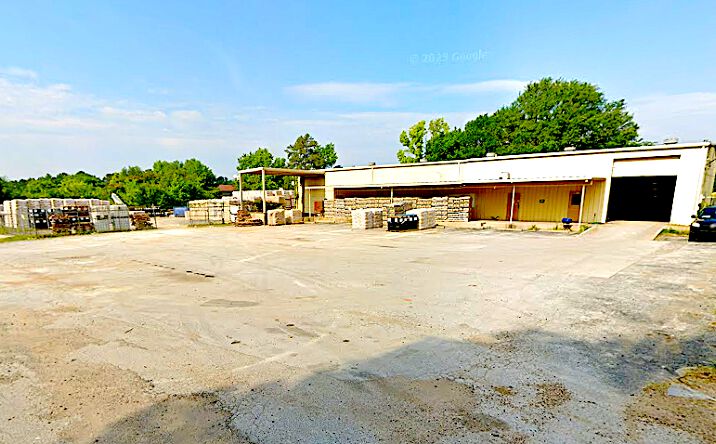 Pictures of Industrial property located at 103 Supply St, Longview, TX 75604 for sales - image #1