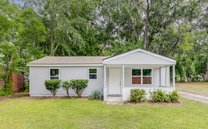 Pictures of Mixed Use, Office property located at 504 E Montgomery Cross Rd, Savannah, GA 31406, 506 E Montgomery Cross Rd, Savannah, GA 31406 for sales - image #1