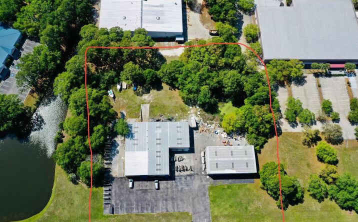 Pictures of Industrial property located at 2398 63rd Ave E, Bradenton, FL 34203 for sales - image #1