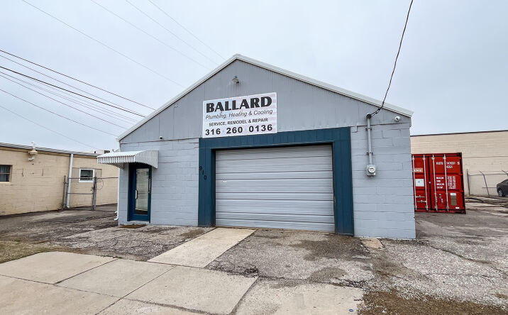 Pictures of Industrial, Office property located at 910 Dooley St, Wichita, KS 67213 for sales - image #1
